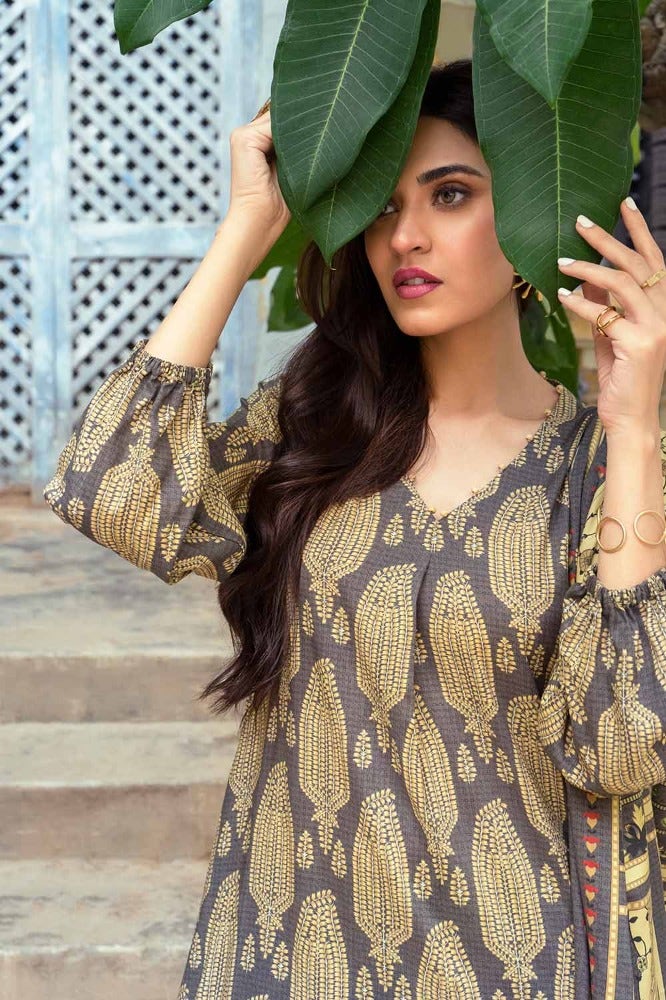 Unstitched 3 Piece Winter Collection - Image 4