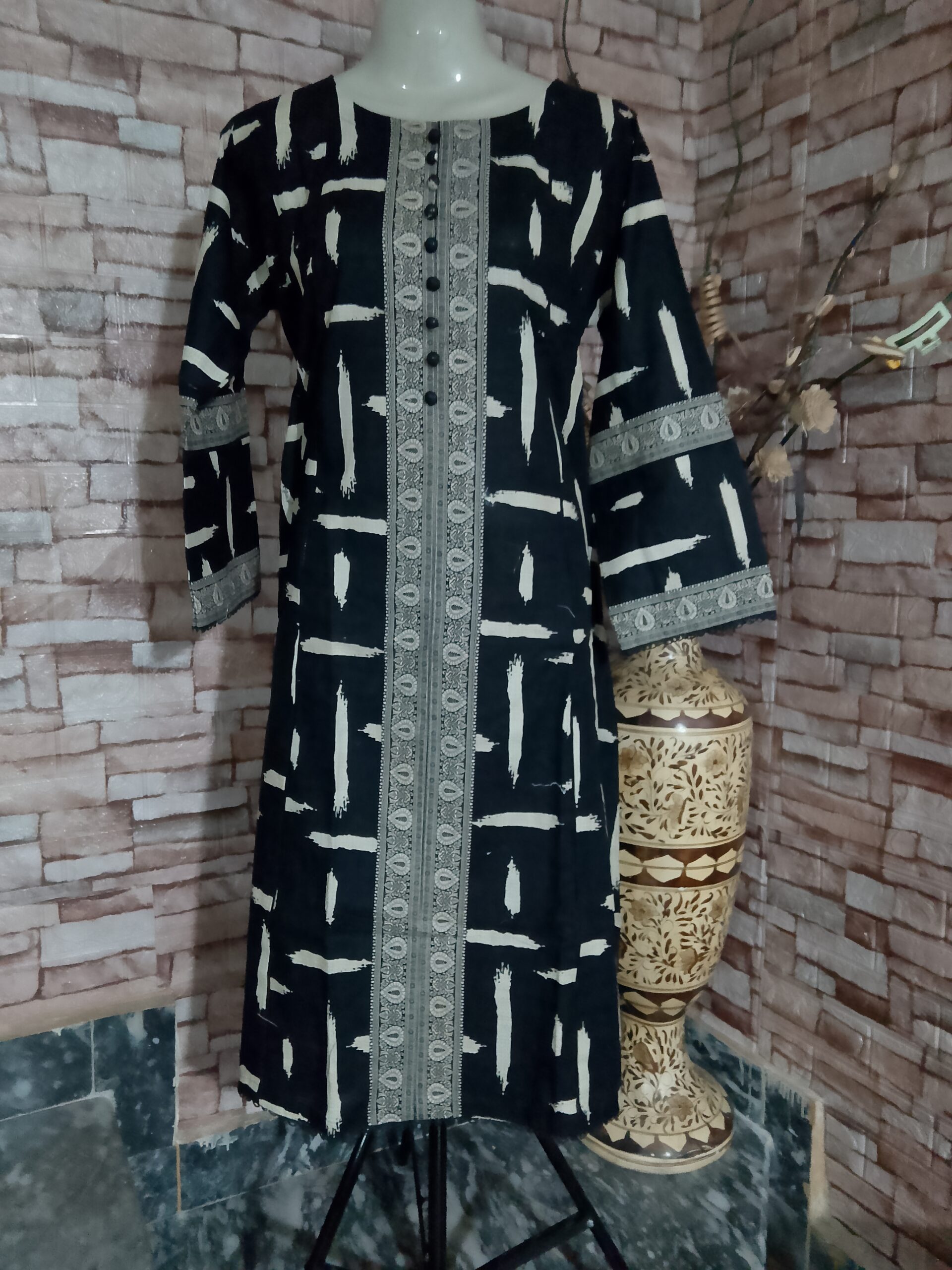 Stitched Premium Khaddar Winter Dress for Women | Khushnumaa - Image 2